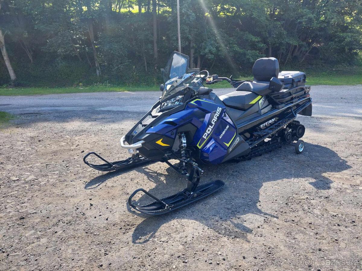 Polaris Titan 800 Adventure - pracovní dvoutaktní dělo DPH