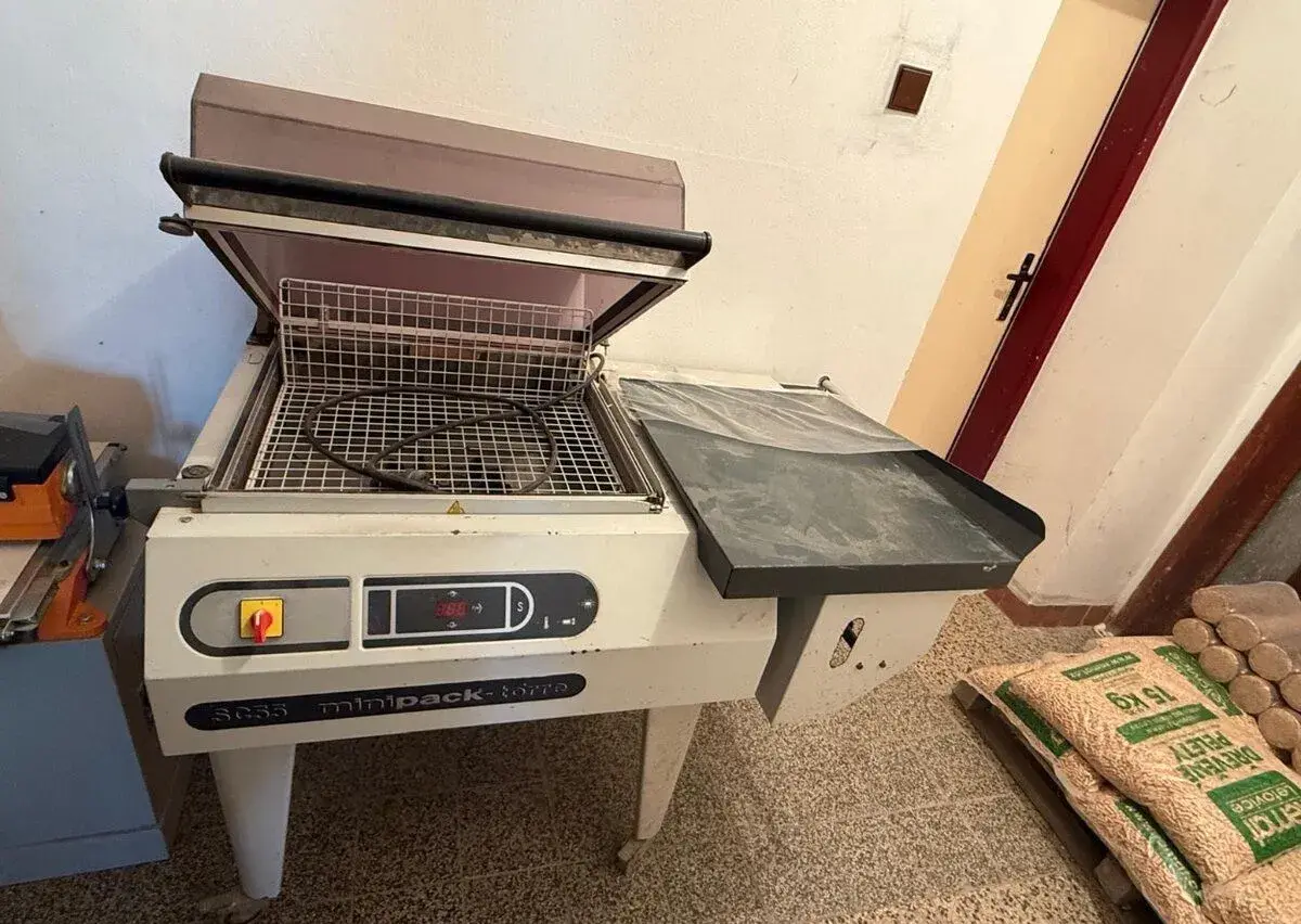 Balicí smršťovací stroj Minipack-Torre SC55