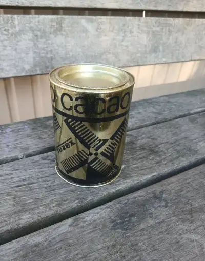 Cacao Tuzex plechovka nepoškozená plná.