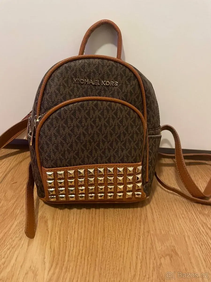 Dámský batoh Michael Kors Abbey XS Studded – Hnědý/Monogram