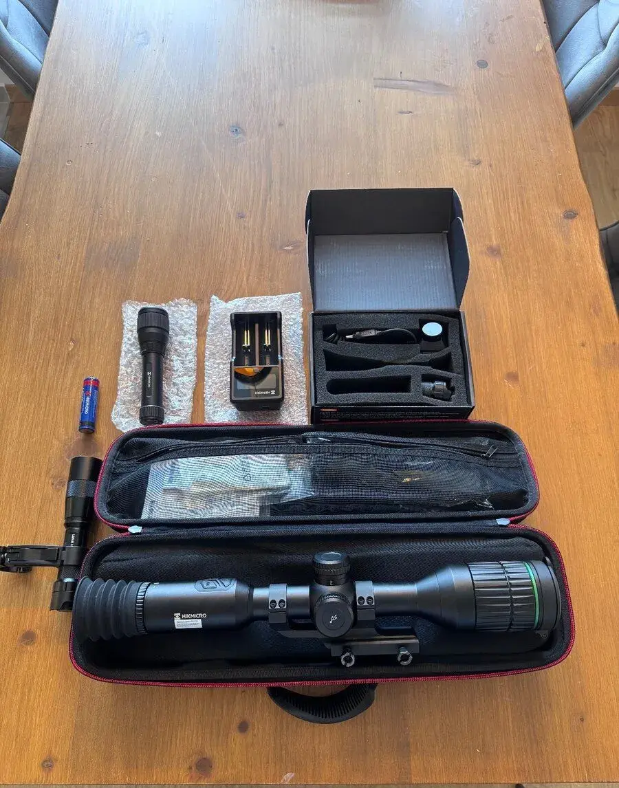 Hikmicro alpex 50 4K laser luna vision