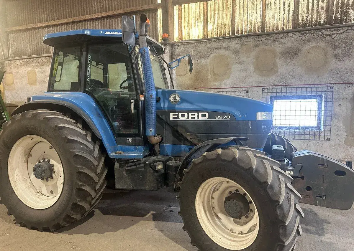Traktor New Holland Ford 8970 Genesis