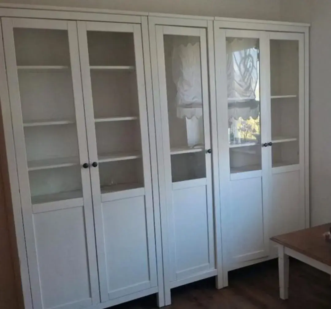 VITRÍNY IKEA HEMNES