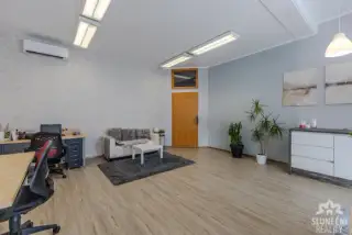Kancelář k pronájmu 41 m² v centru Uherského Hradiště – Zeln