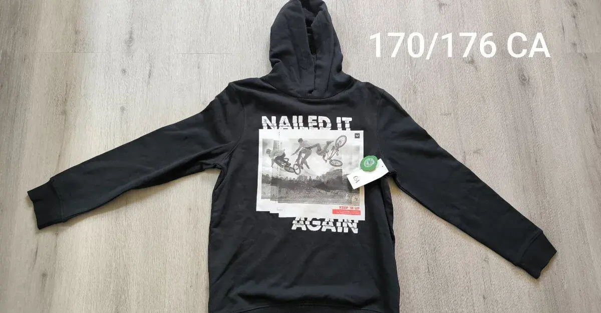 Oblečení kluk velikost 170/176 mikiny trička