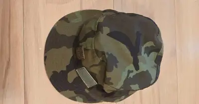Novou maskáčovou kšiltovku