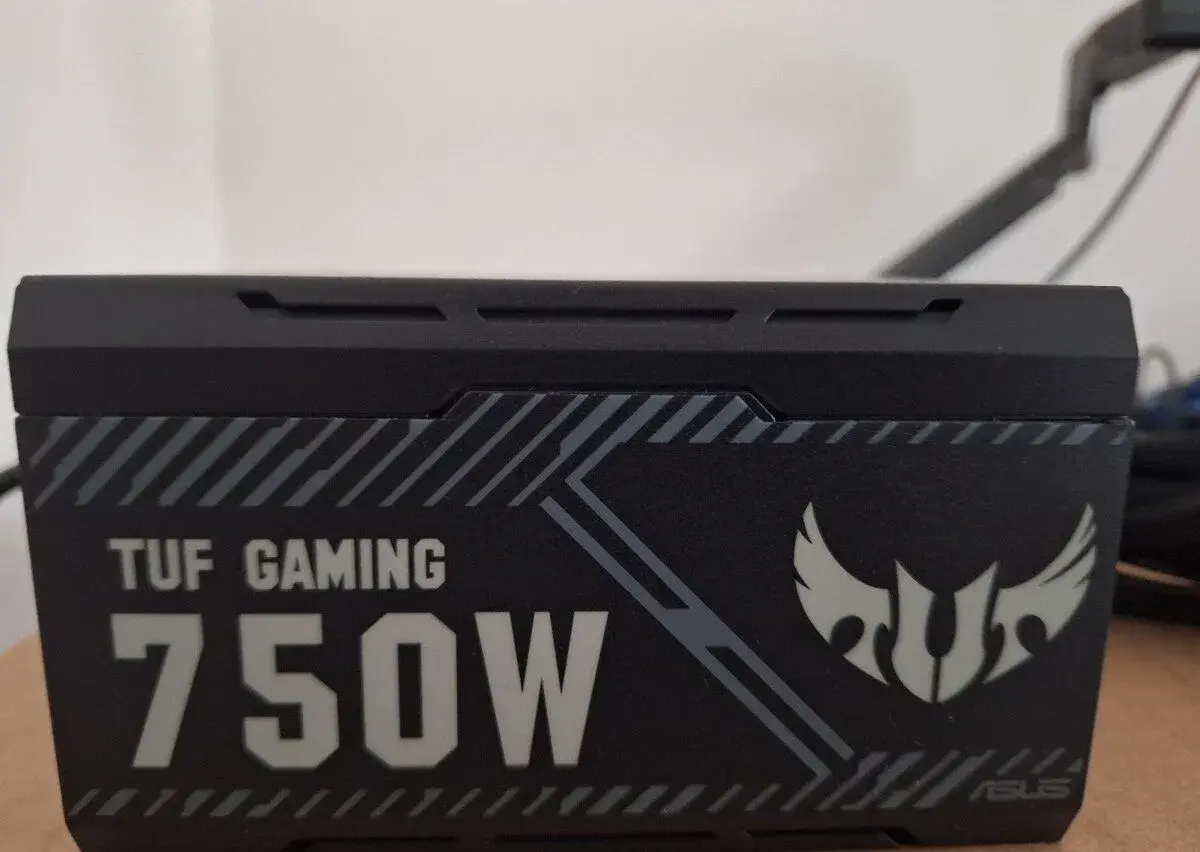 Asus TUF gaming 750W