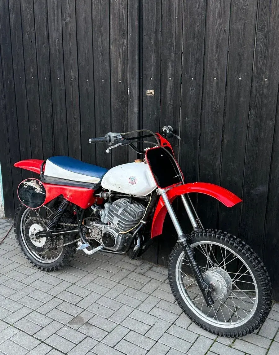 Čz 380/514 - Motokros, (+ výfuk, Motoplat, 19”)