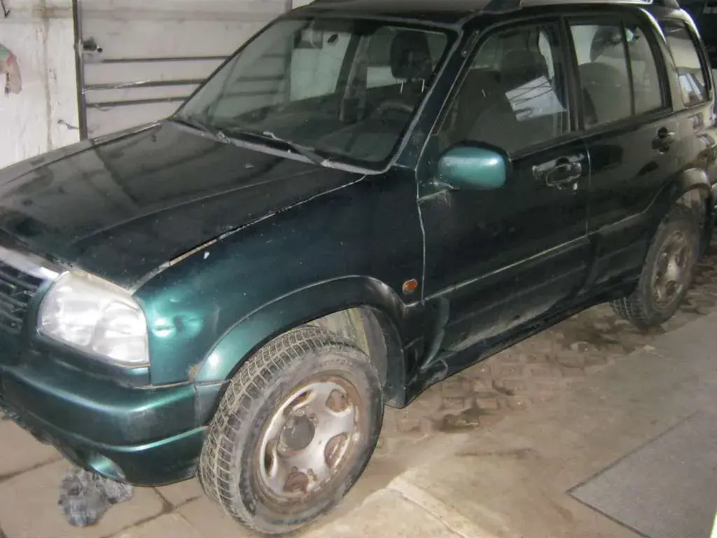 Suzuki grand