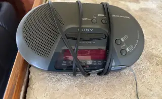 Radiobudik zn. SONY