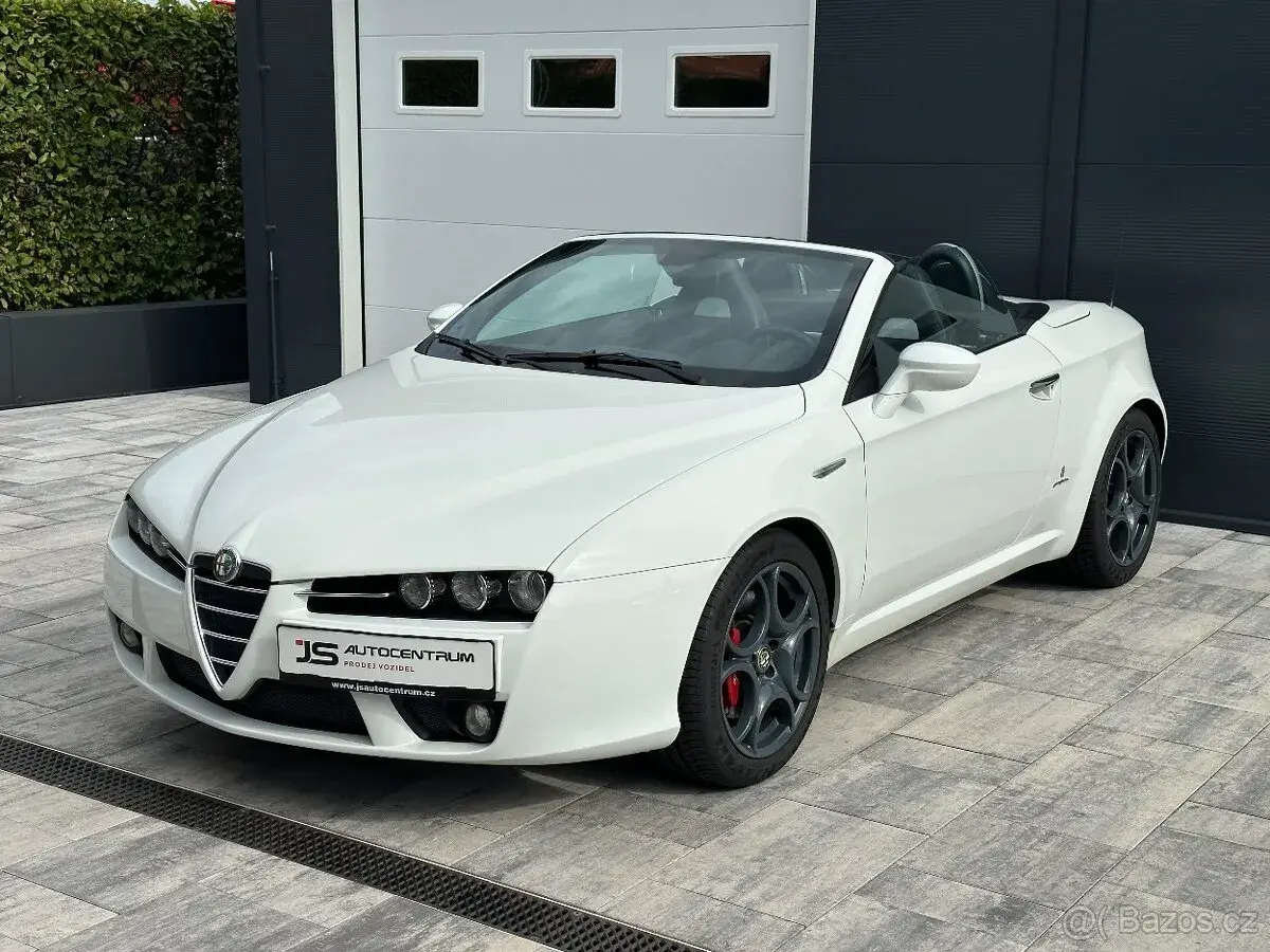 Alfa Romeo Spider – 2009, 132 368 km