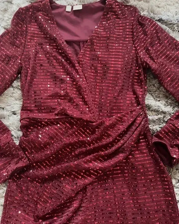 Krásné šaty v midi délce vel 36/38, nové