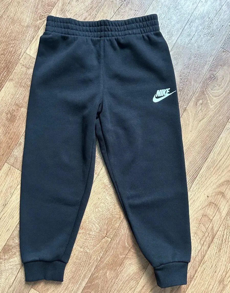 Tepláky Nike