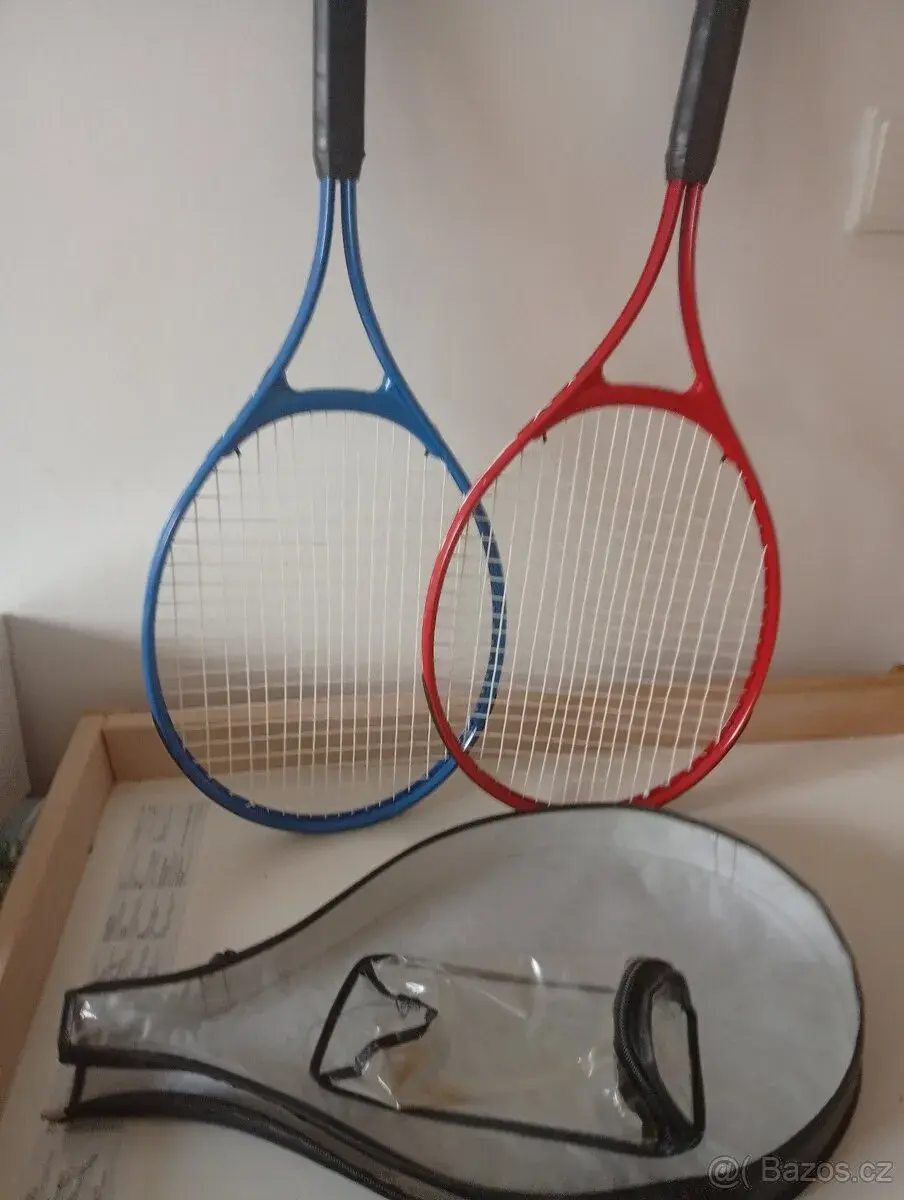 Rakety badminton