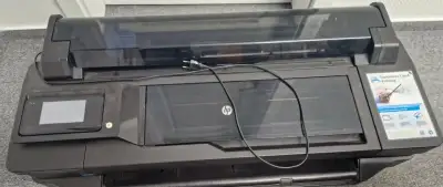 PLOTR DesignJet T520, 24" včetně stojanu