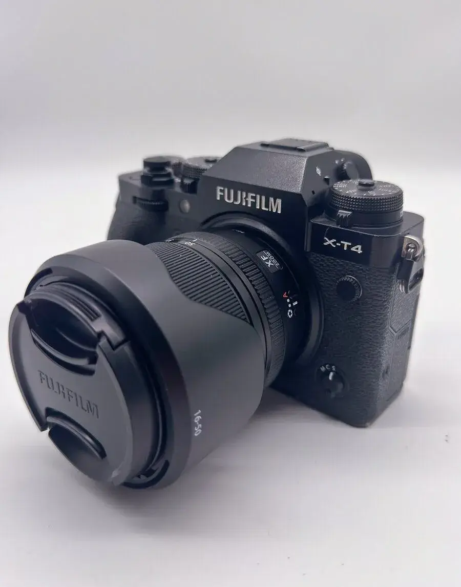 Fujifilm X-T4 + XF 16-50mm