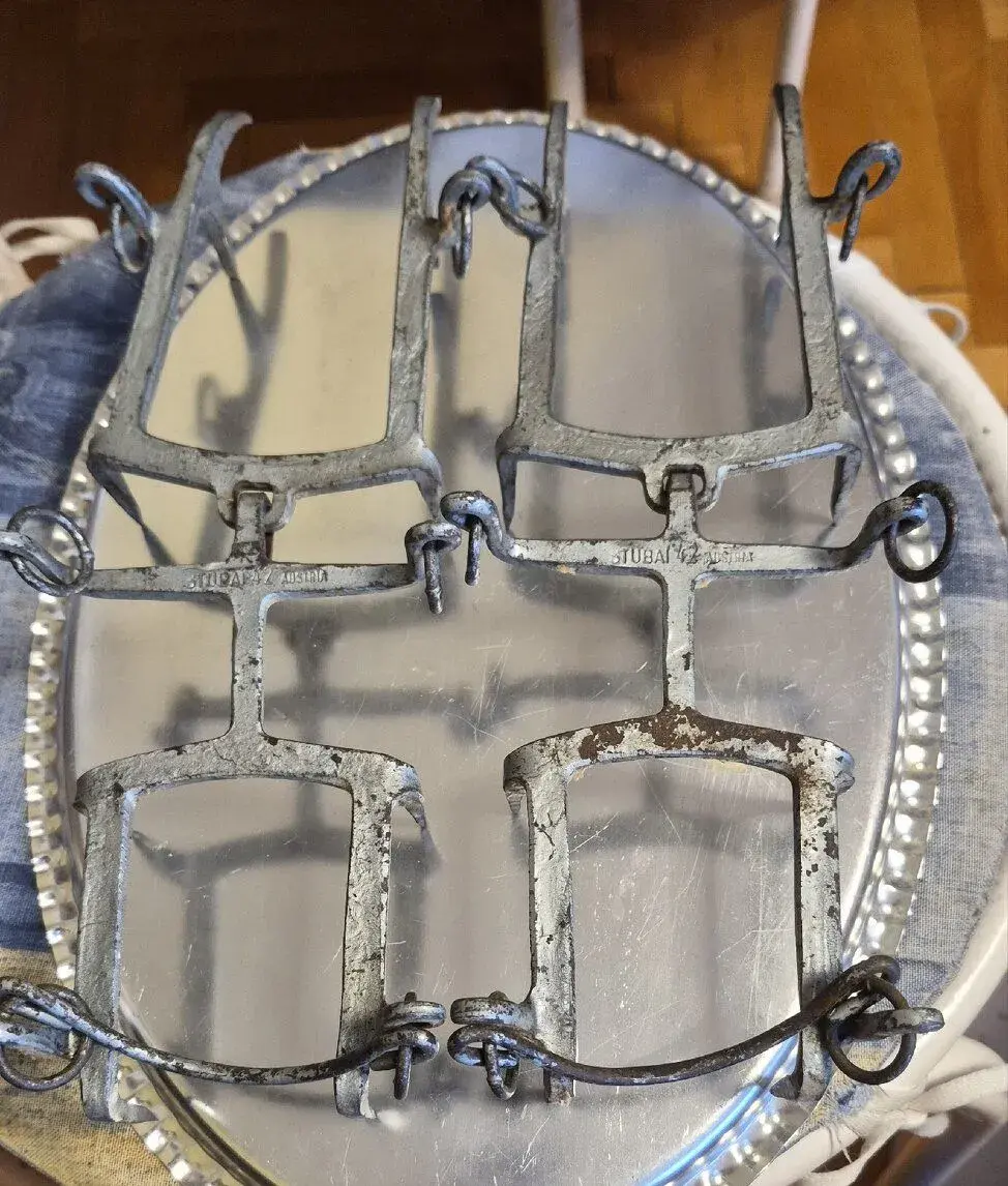 Historické mačky Stubai Austria vel. 42 model Gebirgsjäger