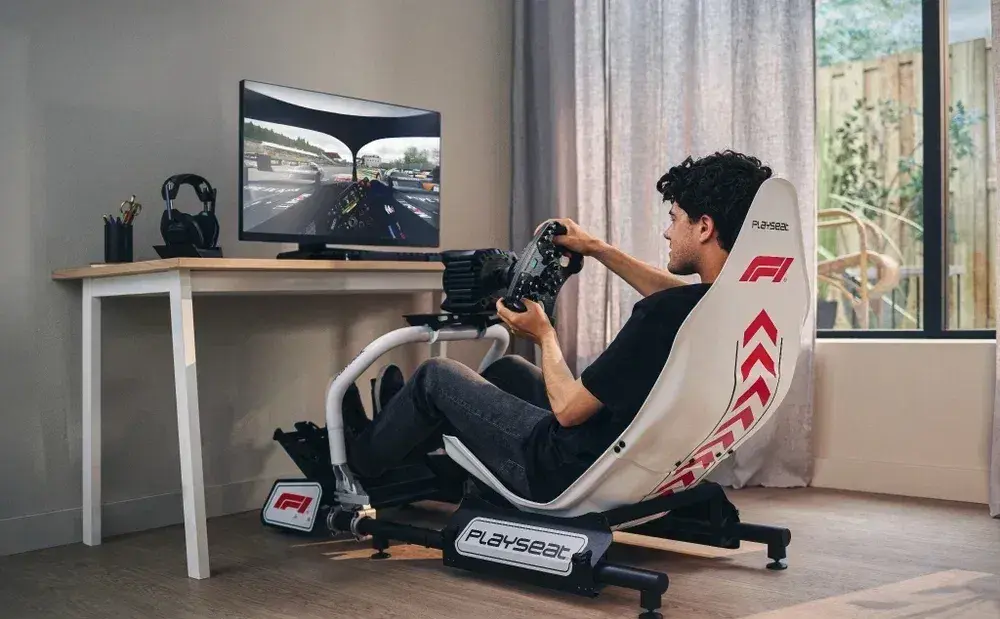 Logitech RS50 + F1 Wheel McLaren + pedály + Playseat F1