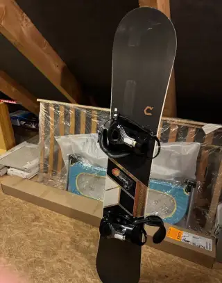 Snowboard Ride Control 162 cm + vázání Ride LX