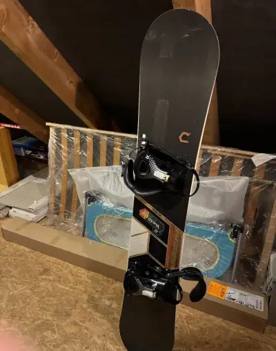 Snowboard Ride Control 162 cm + vázání Ride LX