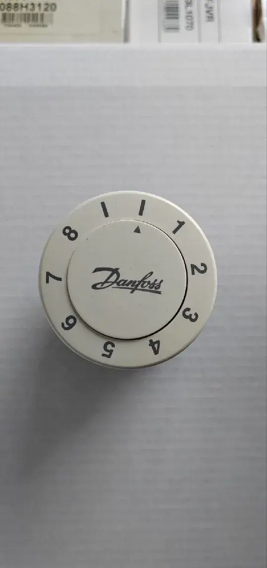 Nové termostatické hlavice Danfoss FJVR (003L1070) – 3 ks