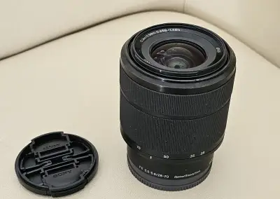 Sony FE 28-70mm F3.5-5.6 OSS
