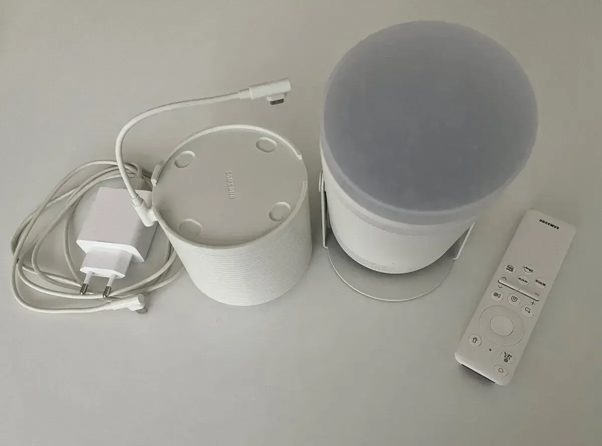 Samsung Freestyle 2 + externí baterie - jako nový