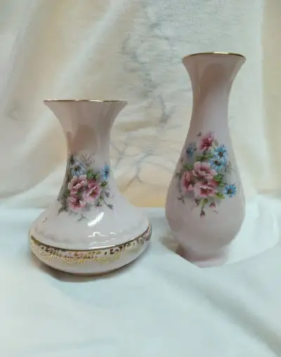Růžový porcelán