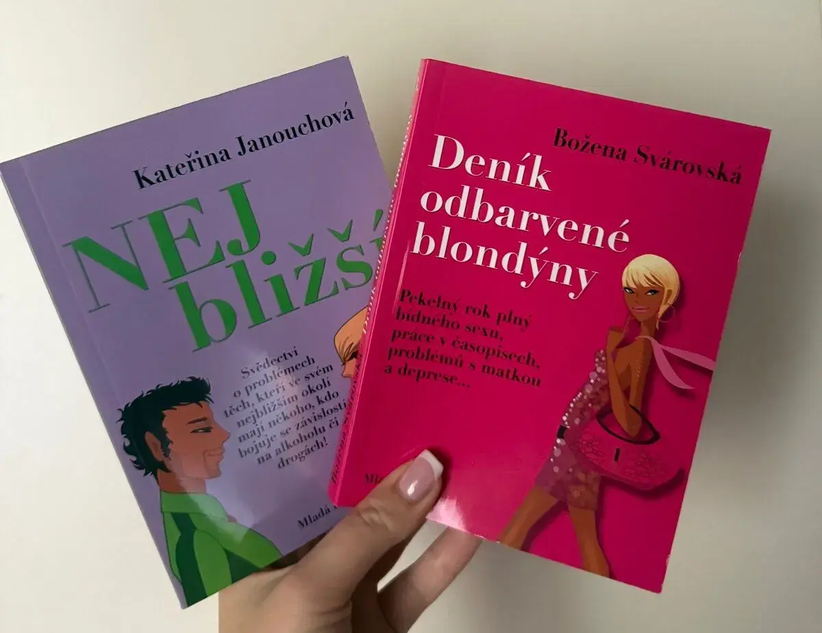 Knihy Deník odbarvené blondýny & Nejbližší
