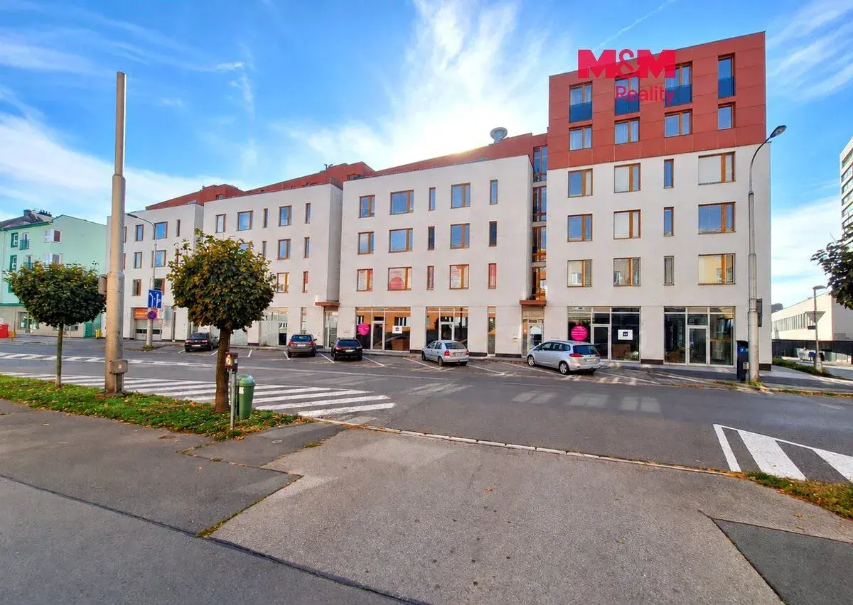 Prodej bytu 3+kk, 91 m², Hradec Králové, ul. Haškova