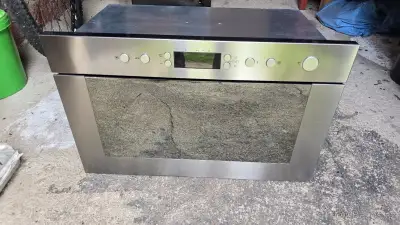 Vestavěná mikrovlnná trouba Whirlpool