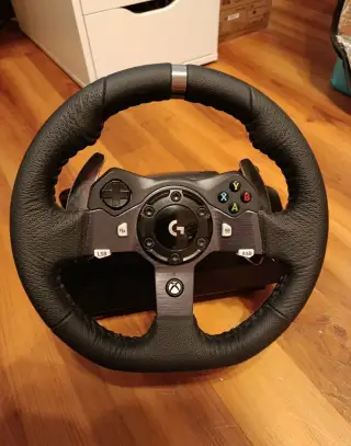 Volant Logitech G920 + pedály