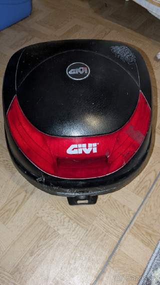 Kufr na motocykl Givi