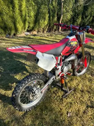 Honda cr 85