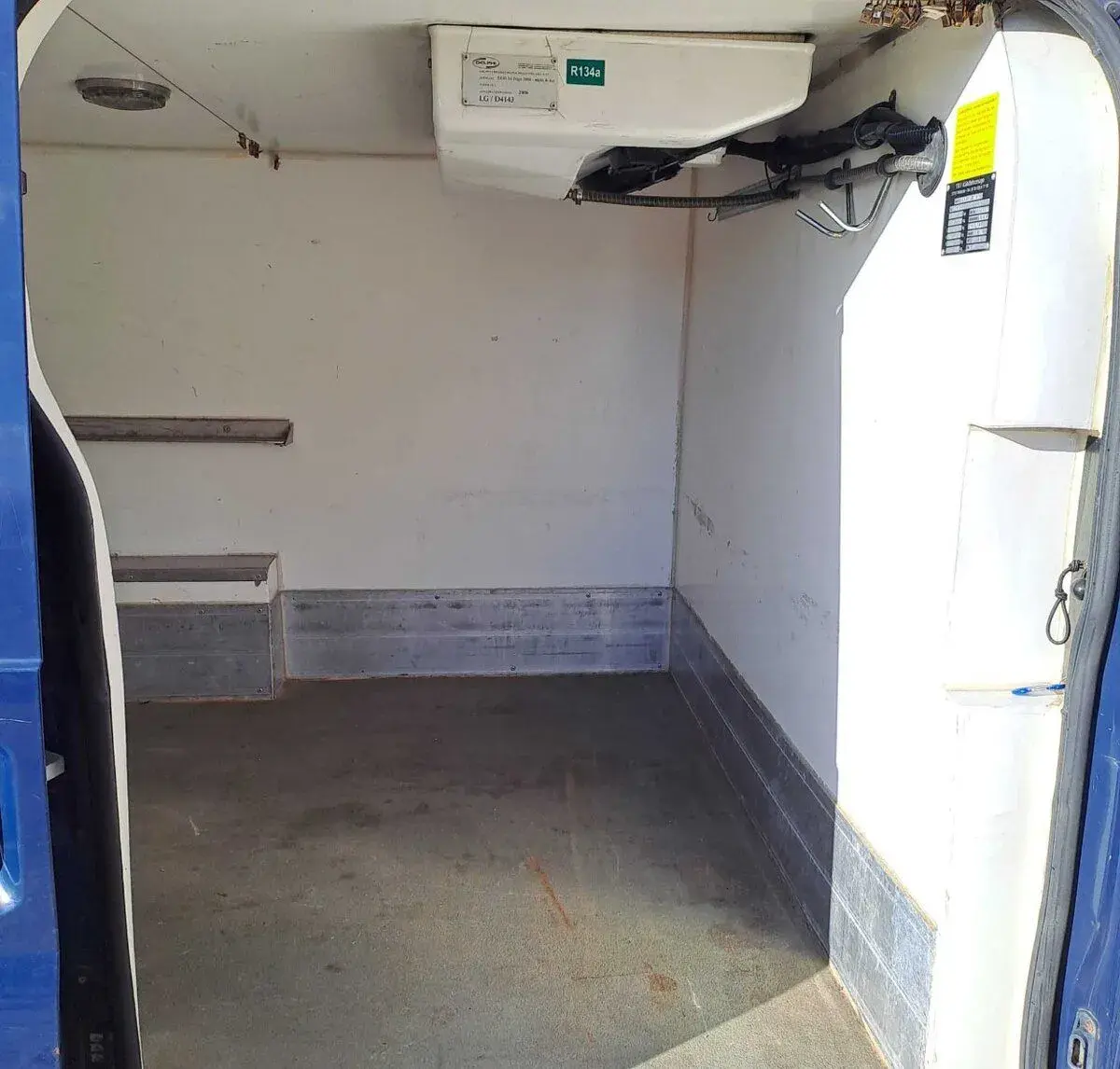 Ford Transit – 2006, 273 000 km