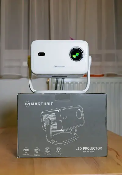 Projektor Magcubic L018; 1080P Full HD, 650 ANSI Lumens