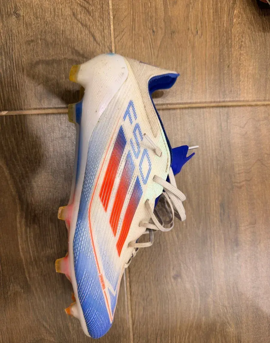 Adidas F50 elite