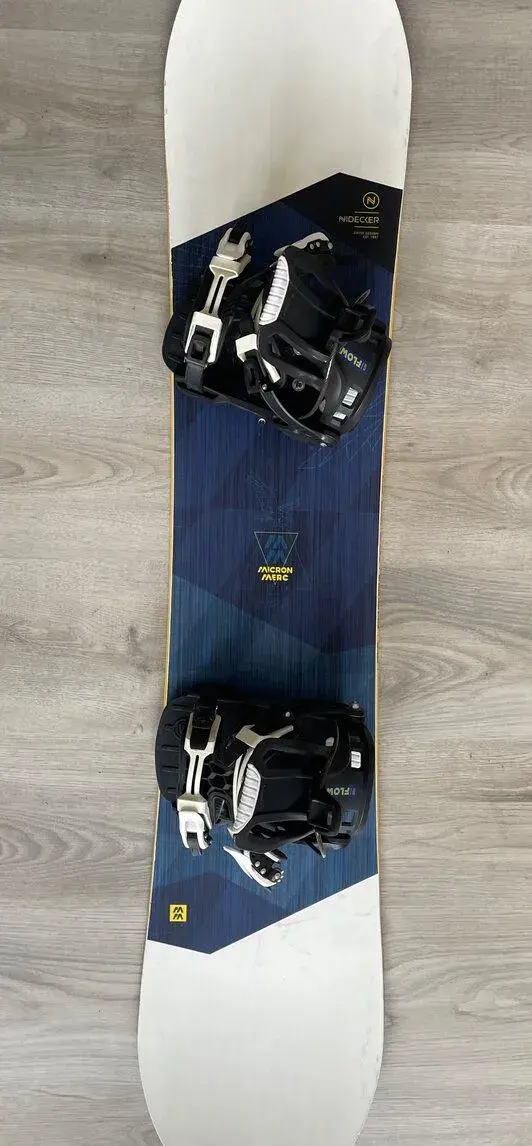 Snowboard Nidecker 135cm s vazanim