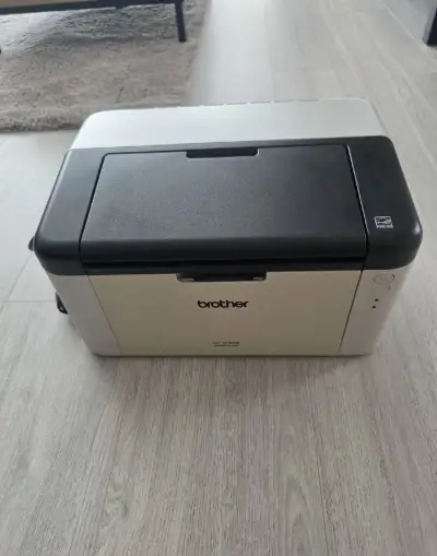 Laserovou tiskárnu