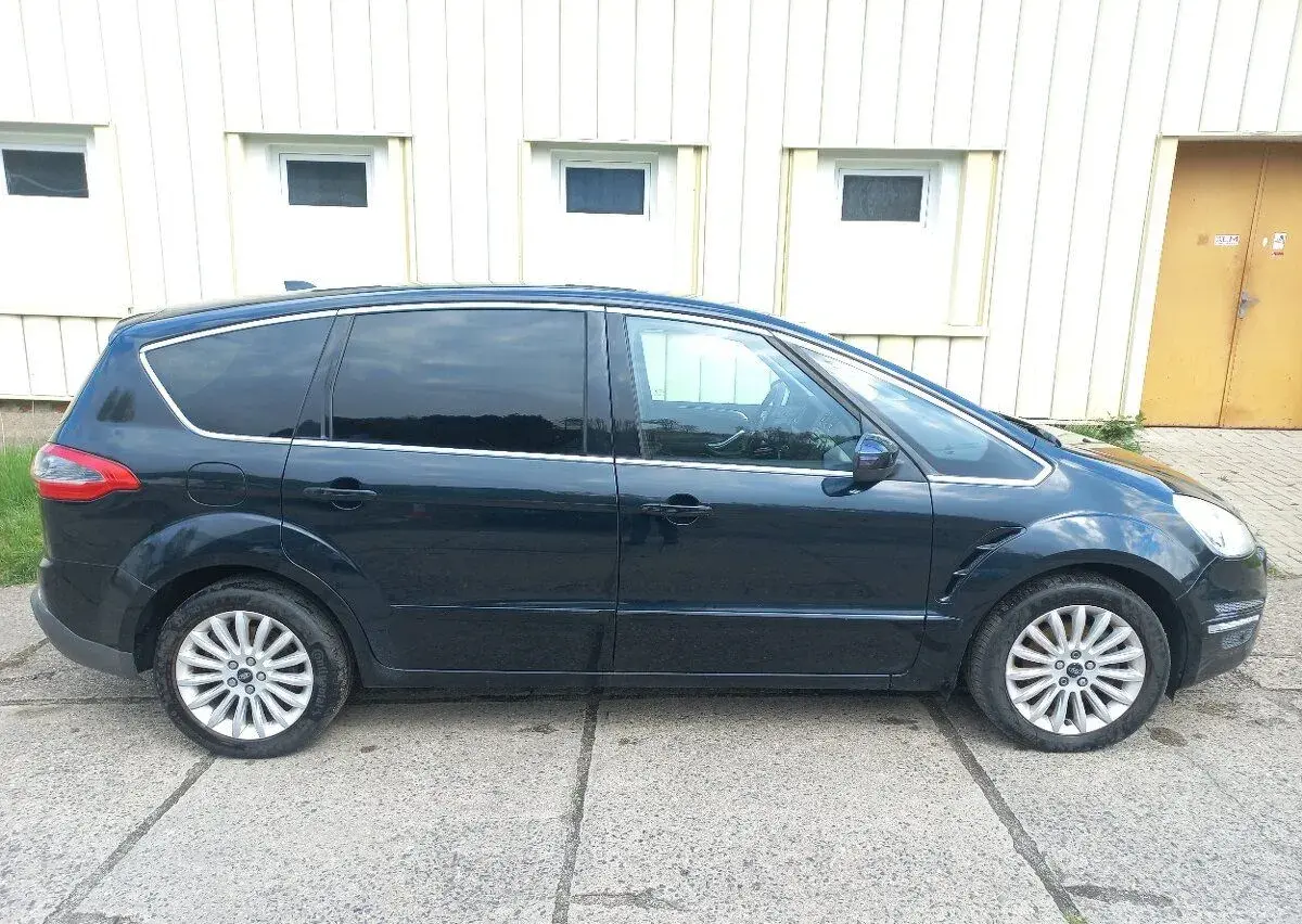 Ford S-MAX – 2011, 237 000 km
