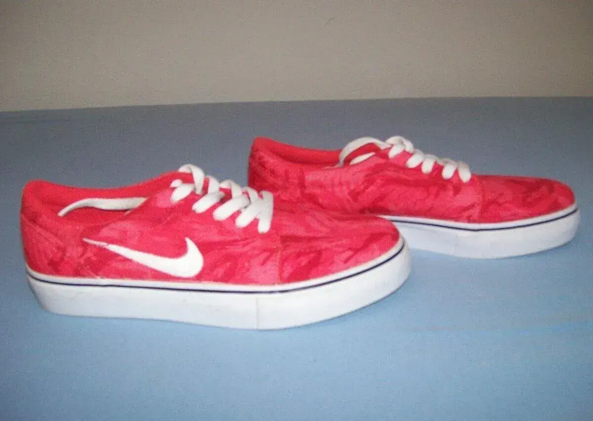 Sportovní obuv dětská NIKE SB - č. 35,5