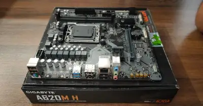 GIGABYTE A620M H