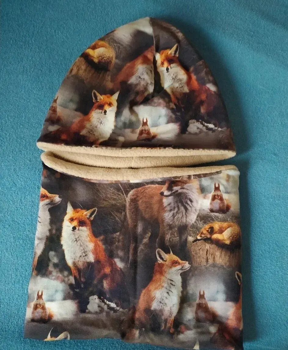 Set čepice a nákrčníku