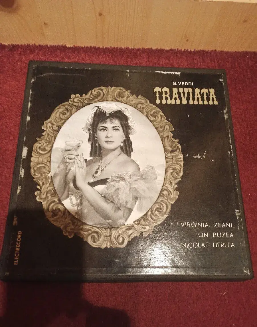 LP soubor tří gramo desek opera LA TRAVIATA