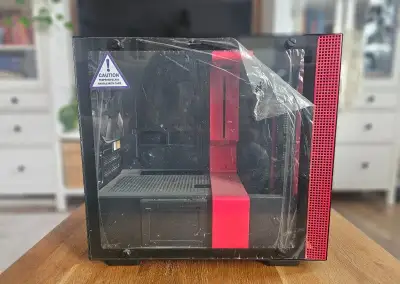 NZXT H200 – Mini-ITX skříň, černo-červená, NEPOUŽITÁ