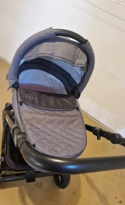 Kombinovaný kočárek Baby Design Lupo Comfort