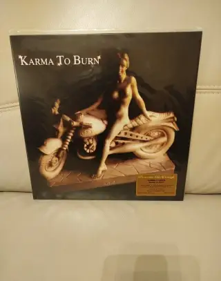 na prodej LP Karma to Burn, Isis, Mastodon, Slayer, Bellini