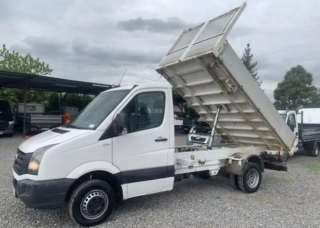 Mitsubishi Isuzu