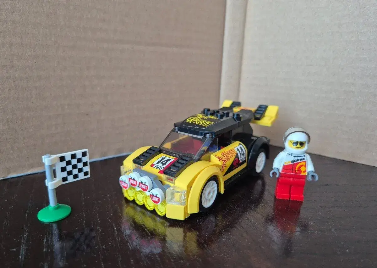 LEGO City 60113 Závodní auto