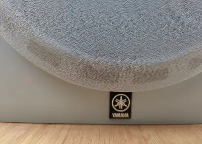 Aktivní subwoofer Yamaha YST-SW012